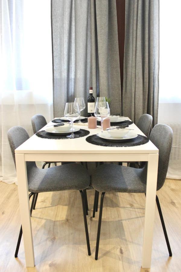 Vier Sind Hier Apartments ロットヴァイル エクステリア 写真